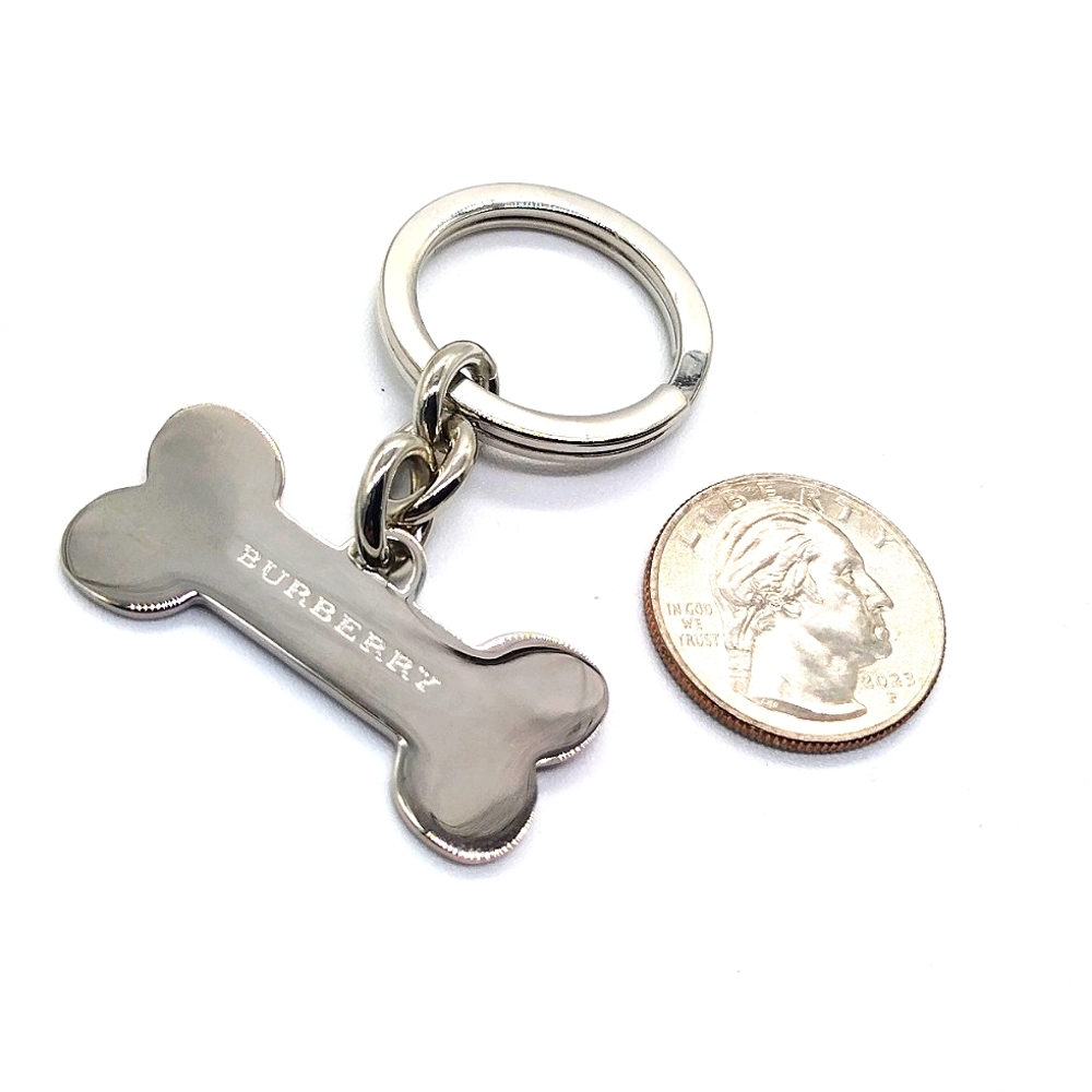 Vintage BURBERRY Nova Check Metal Dog Bone Keychain Purse Charm Key Fob - Picture 5 of 6